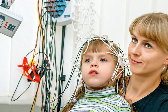 Проведение электроэнцефалографии ребенку