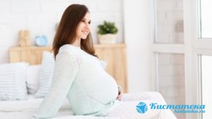 При обнаружении патологии во время беременности, за плодом и будущей мамой ведется тщательный контроль