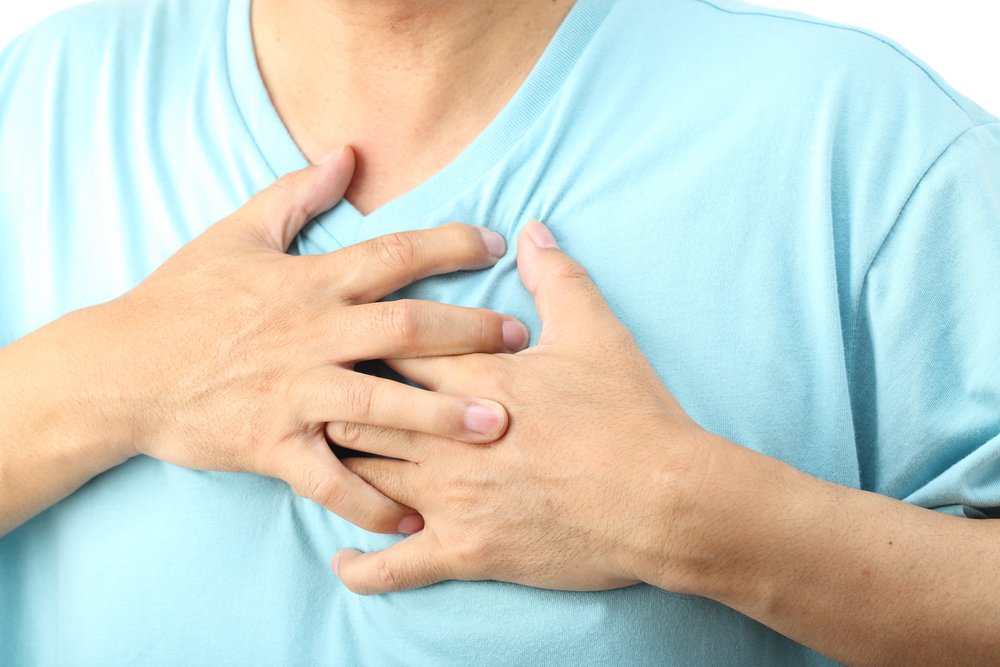 При поражении коронарных артерий внезапные приступы боли в сердце возникают после эмоциональной нагрузки