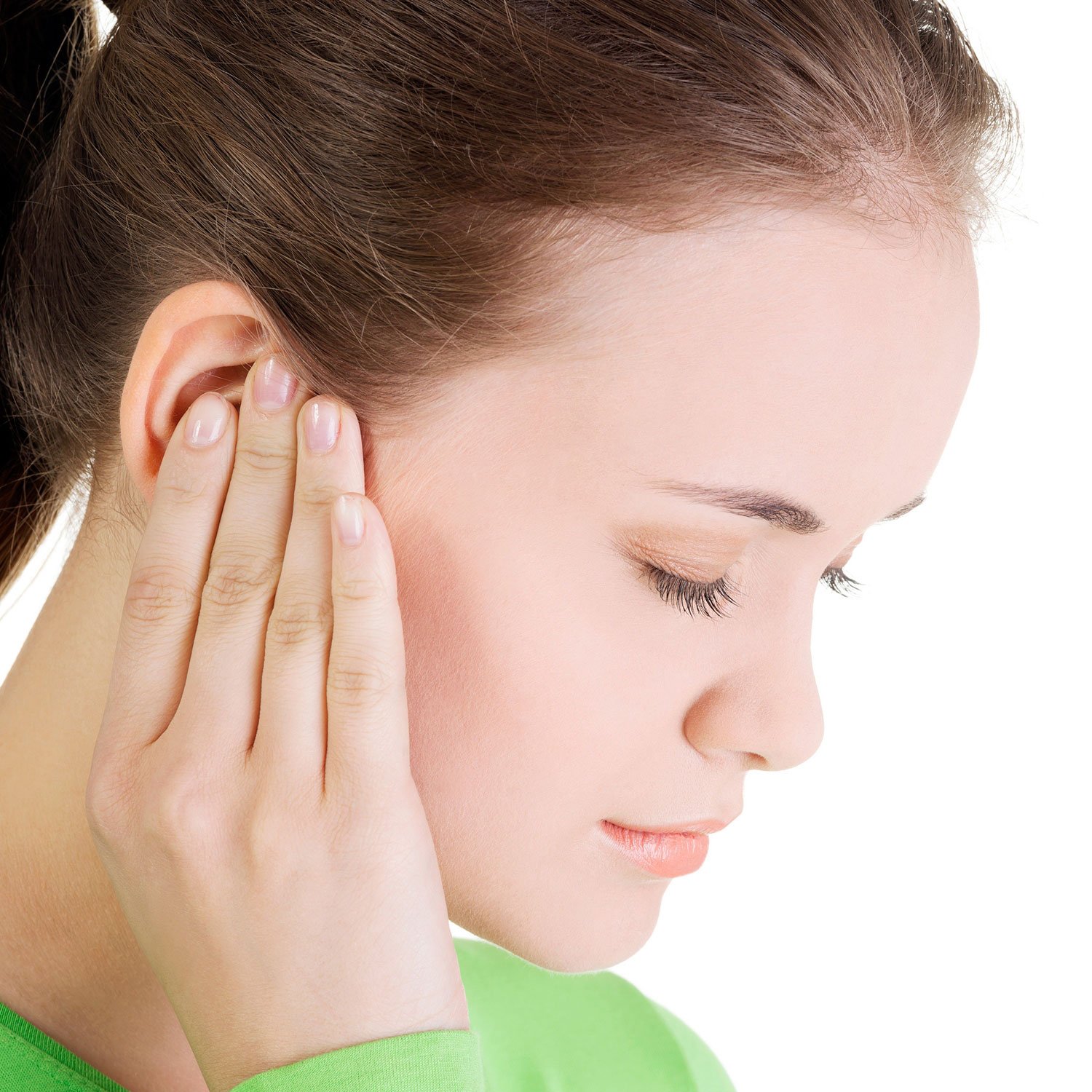 Почему в ухе пульсирующий шум